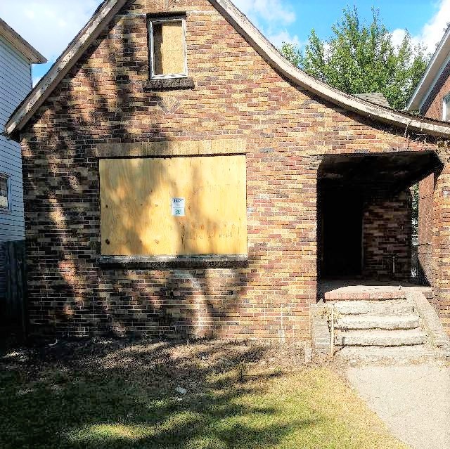 8336 Cahalan front exterior photo 9-17-18 (2).jpg